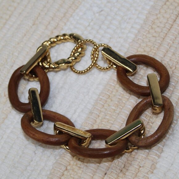 CAPUCINE DE WULF EARTH GODDESS TEAK LINK BRACELET 18k GOLD OVER BRASS LOBSTER CL - Picture 10 of 15